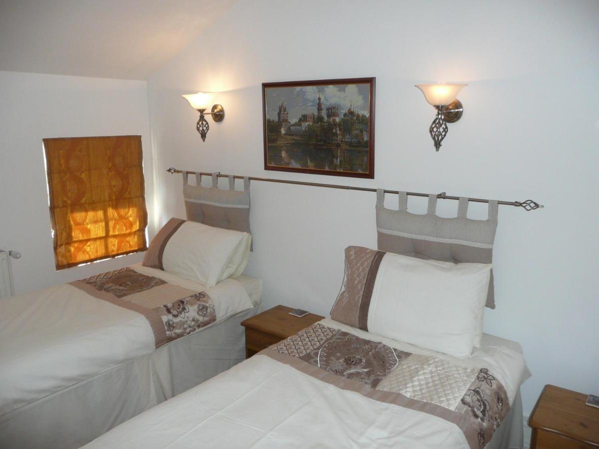 Maison Blanc Bed & Breakfast Gibourne Dış mekan fotoğraf