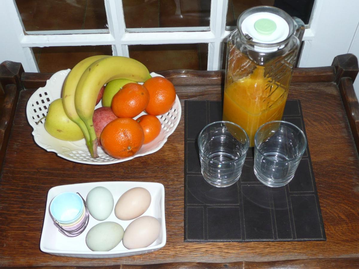 Maison Blanc Bed & Breakfast Gibourne Dış mekan fotoğraf