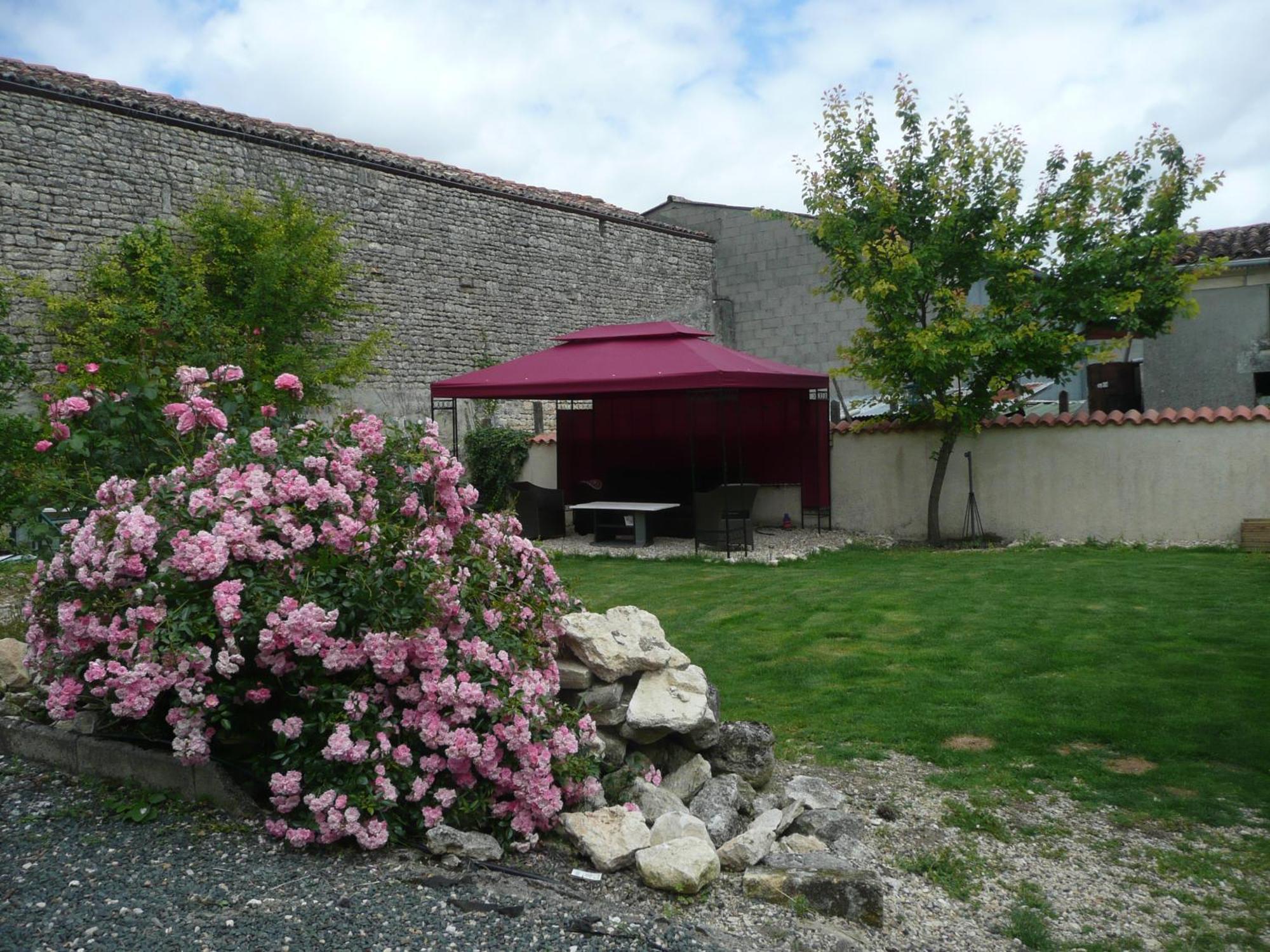 Maison Blanc Bed & Breakfast Gibourne Dış mekan fotoğraf