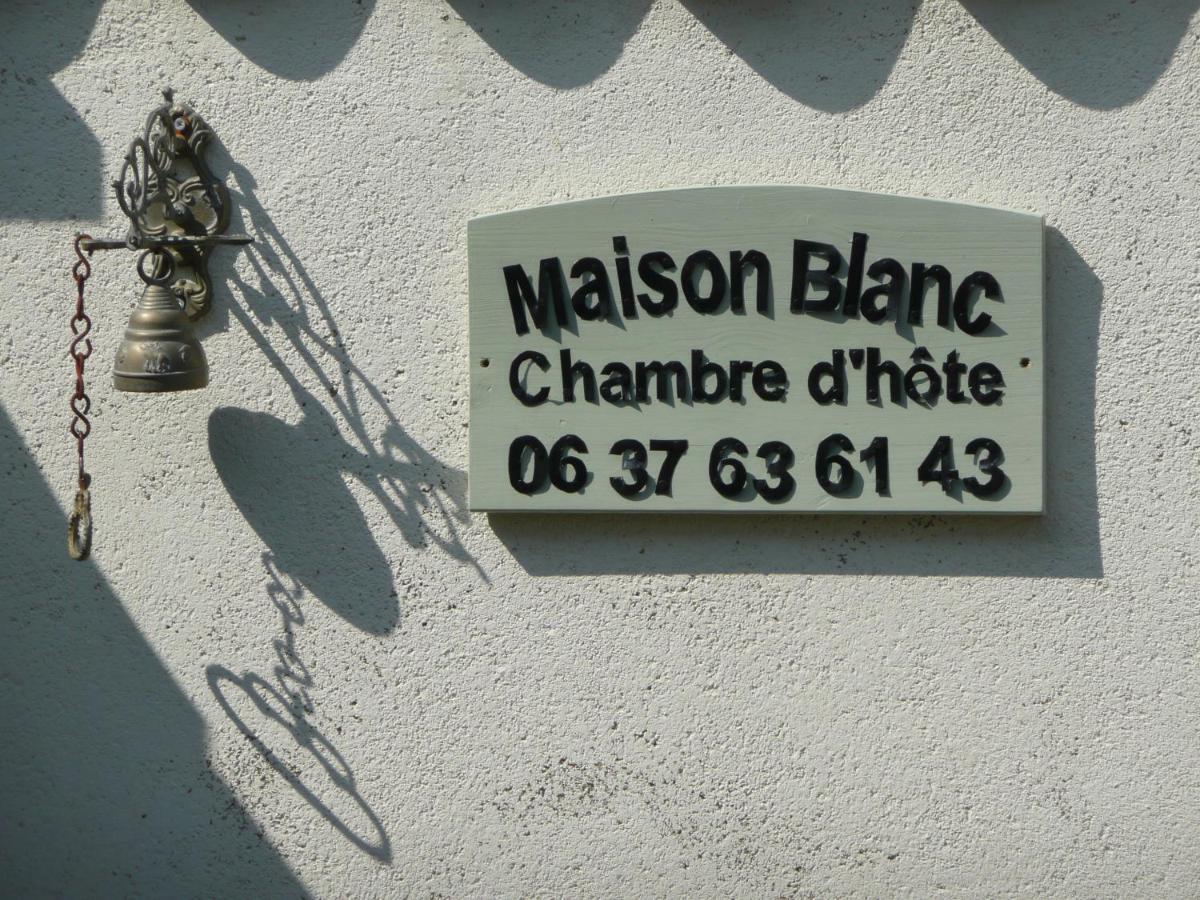 Maison Blanc Bed & Breakfast Gibourne Dış mekan fotoğraf